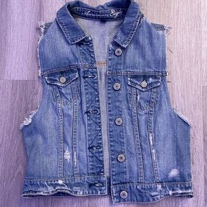 American Eagle Jean Vest